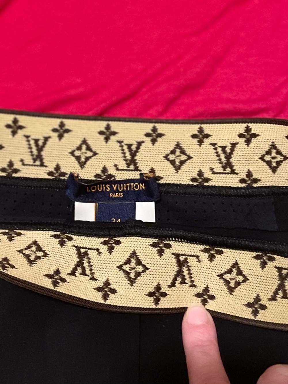 Louis Vuitton Black Stretch Leggings with Monogram Waistband - Picture 7 of 9